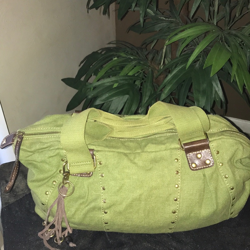 Fóssil,shoulder green bag.size os